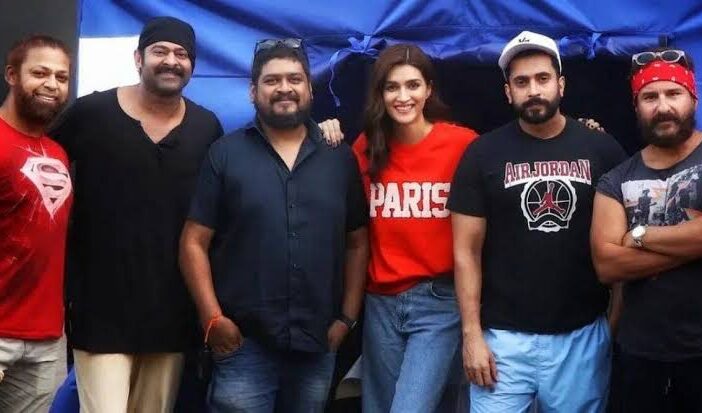 Devdatta Nage, Prabhas, director Om raut, Kriti Sanon, Sunny Singh and Saif Ali Khan (Team Adipurush)