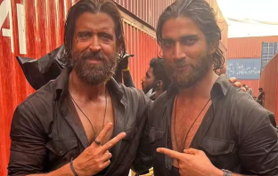 Hrithik Roshan's photo with his stuntman Mansoor Ali Khan