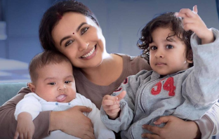 Rani Mukerji with children look from Mrs Chatterjee Vs Norway