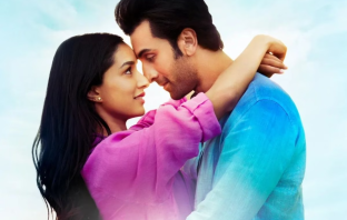 Ranbir Kapoor and Shraddha Kapoor look from Tu Jhoothi Mai Makkaar