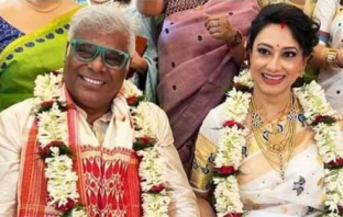 Ashish Vidyarthi and his wife Rupali Barua