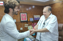 Vidyut Jammwal meets Manoj Desai, film Exhibitor